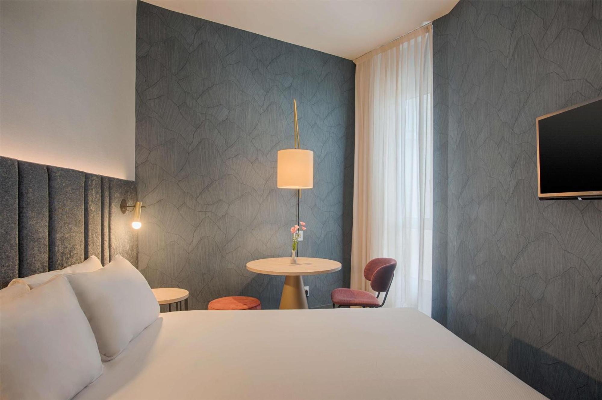 Hotel Nh 4*